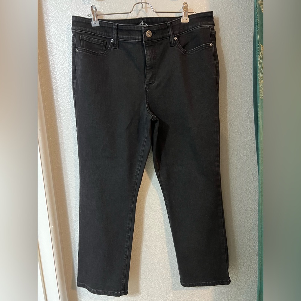 St. John's Bay Black Straight Leg Mom Jeans 90s Style